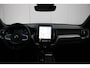 Volvo XC60 2.0 T6 Plug-in hybrid AWD Essential | Stoel-/ stuurwielverwarming | Verwarmde achterbank | Adaptieve cruise control | BLIS | Extra getint glas | 20 inch. lichtmetalen velgen | Apple carplay/ Android auto