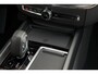Volvo XC60 2.0 T6 Plug-in hybrid AWD Essential | Stoel-/ stuurwielverwarming | Verwarmde achterbank | Adaptieve cruise control | BLIS | Extra getint glas | 20 inch. lichtmetalen velgen | Apple carplay/ Android auto