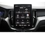 Volvo XC60 2.0 T6 Plug-in hybrid AWD Essential | Stoel-/ stuurwielverwarming | Verwarmde achterbank | Adaptieve cruise control | BLIS | Extra getint glas | 20 inch. lichtmetalen velgen | Apple carplay/ Android auto