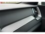 Volvo XC60 2.0 T6 Plug-in hybrid AWD Essential | Stoel-/ stuurwielverwarming | Verwarmde achterbank | Adaptieve cruise control | BLIS | Extra getint glas | 20 inch. lichtmetalen velgen | Apple carplay/ Android auto