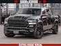 Dodge Ram 1500 HULK | 5.7 V8 | STRIPING | LUCHT VERING | LARAMIE SPORT BLACK ON BLACK | MEGA DIK | CREW CAB DUBBELE CABINE | 5 PERSOONS | DC | DIKKE WILEN | WIDE BODY |