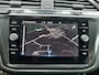 Volkswagen Tiguan 1.5 TSi 150pk R-LINE BTW-AUTO IQ-LIGHT Elek.-Trekhaak Panoramadak Navigatie Leer Adap.cruise-control