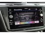 Volkswagen Tiguan 1.5 TSI R-Line Business+ | Panorama dak | Camera | Carplay | Keyless