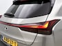 Lexus UX 250h Executive Line | Premium Navigatiesysteem | Head-up Display | Stuurverwarming |