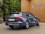 Volvo V60 2.0 B4 Ultra Dark | Massage/ventilatie | Pano | 360 Cam | Trekhaak | Harman/Kardon | Memory