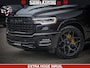 Dodge Ram LIMITED NIGHT H.O 540 PK 706 Nm | XB9 | MASSAGE | BOM VOL | CREW CAB | DUBBELE CABINE | GRIJSKENTEKEN | 5 PERSOONS | DE MEEST LUXUEUZE en BEGEERDE Pick-up