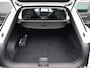 Kia EV6 Light Edition 58 kWh | Stoel - Stuur verwarming | Trekhaak afn. | LM Velgen | Navi |