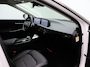 Kia EV6 Light Edition 58 kWh | Stoel - Stuur verwarming | Trekhaak afn. | LM Velgen | Navi |