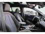 BMW X2 sDrive20i M Sport | Pano | Trekhaak | alcantara | HUD