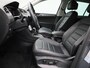 Volkswagen Tiguan 1.4 TSI eHybid LIFE | 245 PK | SoH 91% | Automaat | Lederen Ergo-Massage Stoelen (Memory) | Elektrische Achterklep | Stoelverwarming | Navigatie | Digital Cockpit PRO | Camera