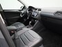 Volkswagen Tiguan 1.4 TSI eHybid LIFE | 245 PK | SoH 91% | Automaat | Lederen Ergo-Massage Stoelen (Memory) | Elektrische Achterklep | Stoelverwarming | Navigatie | Digital Cockpit PRO | Camera