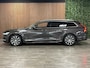 Volvo V90 T8 AWD Recharge Inscription | Trekhaak | Schuifdak | Harman Kardon | Adaptieve Cruise Control | Standkachel met Volvo On Call App | Stoel en Stuurwielverwarming | Pilot Assist | BLIS Dode Hoek Detectie | Full LED Meesturende koplampen | Parkeercamera | Elektrische voorstoelen geheugen | Lederen bekleding | Zitting verlenging voorstoelen | Lederen dashboard | 18 Inch | Keyless Drive | Parkeersensoren voor+achter | Privacy Glass | Elektrisch bedienbare achterklep | Geïntegreerde zongordijnen achterportieren | Verlichte instaplijsten | Alarm Klasse III | DAB Radio | Apple Carplay/Android Auto | Volvo On Call met mobiele App functie | Platinum Grey Metallic |