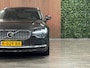 Volvo V90 T8 AWD Recharge Inscription | Trekhaak | Schuifdak | Harman Kardon | Adaptieve Cruise Control | Standkachel met Volvo On Call App | Stoel en Stuurwielverwarming | Pilot Assist | BLIS Dode Hoek Detectie | Full LED Meesturende koplampen | Parkeercamera | Elektrische voorstoelen geheugen | Lederen bekleding | Zitting verlenging voorstoelen | Lederen dashboard | 18 Inch | Keyless Drive | Parkeersensoren voor+achter | Privacy Glass | Elektrisch bedienbare achterklep | Geïntegreerde zongordijnen achterportieren | Verlichte instaplijsten | Alarm Klasse III | DAB Radio | Apple Carplay/Android Auto | Volvo On Call met mobiele App functie | Platinum Grey Metallic |