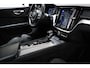 Volvo S60 2.0 T5 Intro Edition | SCANDINAVIAN / LUXURY- LINE | PANORAMDAK | HEAD UP | ACHTERBANKVERWARMING | 20"