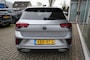 Volkswagen T-Roc 1.5 TSI R-LINE/ALL IN PRIJS- NAVI-CARPLAY-