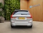 Volvo XC60 2.0 T8 Plug-in hybrid AWD Ultra Bright | Luchtvering | Trekhaak | 360 Camera | Panoramadak | Head-up