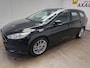 Ford Focus Wagon 1.0 Titanium BOVAG GARANTIE ! 4X NIEUWE BANDEN ! NETTE AUTO !
