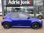 Mazda 2 Hybrid 1.5 Homura Plus AUTOMAAT | PANORAMA DAK | 17"LM VELGEN | ADAPTIVE CRUISE | HEAD-UP DISPLAY | UNIEKE KM STAND 3.905km | 6 JR. Fab. GARANTIE | MEEST LUXE UITVOERING |