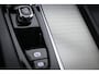 Volvo XC60 2.0 T6 Plug-in hybrid AWD R-Design | BOWER EN WILKINS | LUCHTVERING | HEAD UP | ACHTERBANKVERWARMING | 21"