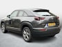 Mazda MX-30 e-SkyActiv EV 145 Exclusive-line 36 kWh SoH 94% / Facelift / Stoelverwarming / Adaptive Cruise / Carplay / Camera / Head-Up / 3 Fase / Navigatie / Keyless / Full LED / Dodehoek / Dealeronderhouden / Recent onderhoudsbeurt Uitgevoerd /