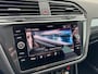 Volkswagen Tiguan 1.4 TSI eHybrid Active uitvoering Trekhaak Stoelverwarming Stuurverwarming Carplay
