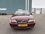 Volvo C70 Coupé 2.4i T Prestige Automaat 200 PK. Prachtige auto voor de echte liefhebber !!! Slecht 132.000 KM !!