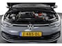Volkswagen Golf 1.4 eHybrid Style | S/K-Panodak | Elek. Trekhaak | Dig. Cockpit | Adapt. Cruise | Stoel-+Stuurverw. | PDC | Camera | NAV + App. Connect | ECC | LM 18" |