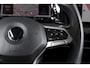 Volkswagen Golf 1.4 eHybrid Style | S/K-Panodak | Elek. Trekhaak | Dig. Cockpit | Adapt. Cruise | Stoel-+Stuurverw. | PDC | Camera | NAV + App. Connect | ECC | LM 18" |