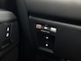 Land Rover Defender 2.0 P400e 110 Urban X-Dynamic HSE 404Pk Automaat (PANORAMADAK, APPLE CARPLAY, LUCHTVERING, 360 CAMERA, MEMORY SEATS, MERIDIAN, ADAPTIVE CRUISE, NIEUWSTAAT)