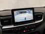 Kia ProCeed 1.6 T-GDI GT 204Pk Automaat (SCHUIFDAK, APPLE CARPLAY, STUUR/STOELVERWARMING, LEDER/ALCANTARA, MEMORY SEATS, KEYLESS, GETINT GLAS, TREKHAAK, CAMERA, NIEUWSTAAT)