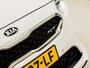 Kia ProCeed 1.6 T-GDI GT 204Pk Automaat (SCHUIFDAK, APPLE CARPLAY, STUUR/STOELVERWARMING, LEDER/ALCANTARA, MEMORY SEATS, KEYLESS, GETINT GLAS, TREKHAAK, CAMERA, NIEUWSTAAT)