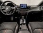 Kia ProCeed 1.6 T-GDI GT 204Pk Automaat (SCHUIFDAK, APPLE CARPLAY, STUUR/STOELVERWARMING, LEDER/ALCANTARA, MEMORY SEATS, KEYLESS, GETINT GLAS, TREKHAAK, CAMERA, NIEUWSTAAT)