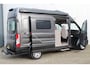 LMC Camper C590 'Innovan' Buscamper. Geweldig mooie LMC buscamper ! V.v. de krachtige 170pk Ford dieselmotor. Airco, voorraamverw., Xenon verlichting, trekhaak, luifel, metallic lak, LM wielen, garage, camera, adapt. cruise cntrl, lane assist, koel-, vriesvak, toilet, kookgelegenheid etc.