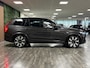 Volvo XC90 T8 AWD Recharge Ultra Dark | Vol! | Bowers & Wilkins | Luchtvering | Stoelventilatie | Trekhaak | 360 Camera | Head-Up Display | Stoelmassage | 455pk | Adaptieve Cruise Control | Stoelverwarming voor+achter | Stuurwielverwarming | Schuifdak | 21 Inch | Full LED Meesturende koplampen | Pilot Assist | BLIS Dode Hoek Detectie | Alcantara hemelbekleding | Lederen handgrepen en zonnekleppen | Elektrische voorstoelen geheugen | Nappa Lederen bekleding | Zitting verlenging voorstoelen | Lederen Dashboard | Google Infotainment | Keyless Drive | Parkeersensoren voor+achter | Privacy Glass | Elektrisch bedienbare achterklep | Geïntegreerde zongordijnen achterportieren | Geïntegreerd kinderzitje achterin | Verlichte instaplijsten | 7-Persoons | 4-Zone Climate Control | DAB Radio | Apple Carplay/Android Auto | Alarm Klasse III | Draadloos telefoon opladen | Volvo On Call met mobiele App functie | Platinum Grey Metallic |
