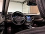 Volvo XC90 T8 AWD Recharge Ultra Dark | Vol! | Bowers & Wilkins | Luchtvering | Stoelventilatie | Trekhaak | 360 Camera | Head-Up Display | Stoelmassage | 455pk | Adaptieve Cruise Control | Stoelverwarming voor+achter | Stuurwielverwarming | Schuifdak | 21 Inch | Full LED Meesturende koplampen | Pilot Assist | BLIS Dode Hoek Detectie | Alcantara hemelbekleding | Lederen handgrepen en zonnekleppen | Elektrische voorstoelen geheugen | Nappa Lederen bekleding | Zitting verlenging voorstoelen | Lederen Dashboard | Google Infotainment | Keyless Drive | Parkeersensoren voor+achter | Privacy Glass | Elektrisch bedienbare achterklep | Geïntegreerde zongordijnen achterportieren | Geïntegreerd kinderzitje achterin | Verlichte instaplijsten | 7-Persoons | 4-Zone Climate Control | DAB Radio | Apple Carplay/Android Auto | Alarm Klasse III | Draadloos telefoon opladen | Volvo On Call met mobiele App functie | Platinum Grey Metallic |