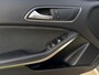 Mercedes-Benz A-klasse 160 Ambition | Navi | H-Leder | Clima | Trekhaak | 16" Velgen | NL Auto | PDC | Cruise | LED | 6 Versnell.