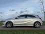 Mercedes-Benz A-klasse 160 Ambition | Navi | H-Leder | Clima | Trekhaak | 16" Velgen | NL Auto | PDC | Cruise | LED | 6 Versnell.