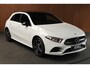 Mercedes-Benz A-klasse 250e AMG Pano Leder Navi PTS Ambient Climate Zwarte binnenhemel Cruise Stoelverwarming LM velgen EQ BTW auto!
