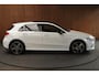 Mercedes-Benz A-klasse 250e AMG Line Panodak Leer Navi PTS LM velgen EQ BTW auto!