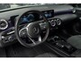 Mercedes-Benz A-klasse 250e AMG Pano Leder Navi PTS Ambient Climate Zwarte binnenhemel Cruise Stoelverwarming LM velgen EQ BTW auto!