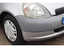 Toyota Yaris 1.0-16V VVT-i Terra Radio cd speler, APK tot 31-10-2026