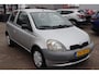 Toyota Yaris 1.0-16V VVT-i Terra Radio cd speler, APK tot 31-10-2026