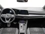 Volkswagen Golf 1.5 eTSI R-Line automaat met electr. schuif panorama dak | Apple Carplay | Navigatie | Achteruitrij camera | Parkeersensoren voor en achter | Electr. schuif panorama dak | Sportstoelen | Sportstuur |