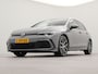 Volkswagen Golf 1.5 eTSI R-Line automaat met electr. schuif panorama dak | Apple Carplay | Navigatie | Achteruitrij camera | Parkeersensoren voor en achter | Electr. schuif panorama dak | Sportstoelen | Sportstuur |