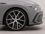 Volkswagen Golf 1.5 eTSI R-Line automaat met electr. schuif panorama dak | Apple Carplay | Navigatie | Achteruitrij camera | Parkeersensoren voor en achter | Electr. schuif panorama dak | Sportstoelen | Sportstuur |