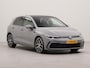 Volkswagen Golf 1.5 eTSI R-Line automaat met electr. schuif panorama dak | Apple Carplay | Navigatie | Achteruitrij camera | Parkeersensoren voor en achter | Electr. schuif panorama dak | Sportstoelen | Sportstuur |