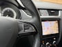 Skoda Octavia Combi 1.0 TSI Automaat | Leer | Stoelverwarming | Climate & cruise control | Apple CarPlay | Keyless entry&start | LED verlichting | Canton HiFi | Achteruitrijcamera | Parkeersensoren voor en achter