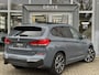 BMW X1 xDrive25e Bus Ed Plus M-Sport |Pano|HUD|HiFi|Cam|Sfeer|19"|Storm Bay|