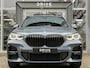 BMW X1 xDrive25e Bus Ed Plus M-Sport |Pano|HUD|HiFi|Cam|Sfeer|19"|Storm Bay|