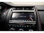 Jaguar E-Pace 2.0 P250 AWD First Edition [ Panoramdak Head-up leder Meridian Stoelverwaming]